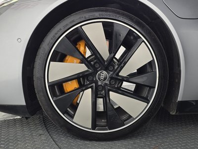 صورة 6 لـ 2021 AUDI E-TRON GT