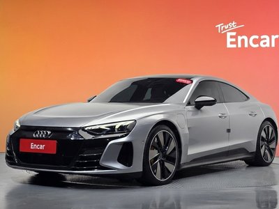 صورة 1 لـ 2021 AUDI E-TRON GT