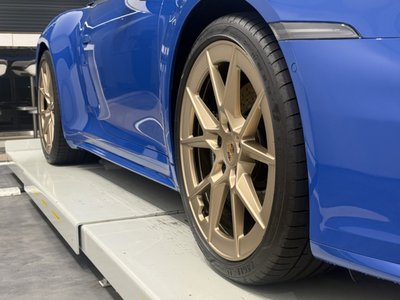 صورة 8 لـ 2025 Porsche 911