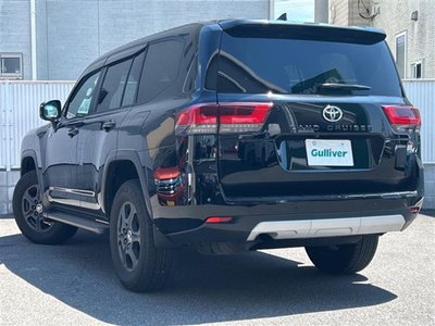 صورة مصغرة 42 لـ 2023 Toyota LAND CRUISER 300