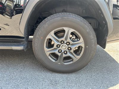 صورة مصغرة 12 لـ 2023 Toyota LAND CRUISER 300
