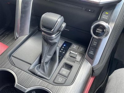 صورة مصغرة 26 لـ 2023 Toyota LAND CRUISER 300