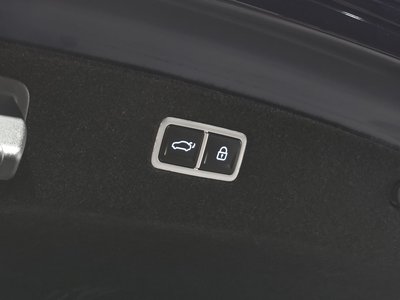 2022 Genesis G90 (RS4) — миниатюра 20