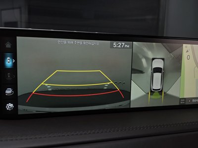 2022 Genesis GV80 thumbnail 15