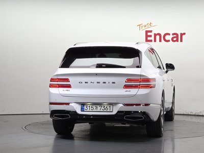 صورة 3 لـ 2022 Genesis GV80
