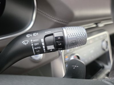 2022 Genesis GV80 thumbnail 13