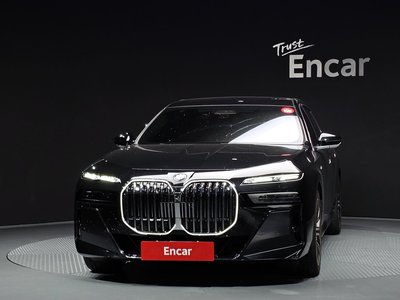 BMW 7 SERIES - 2