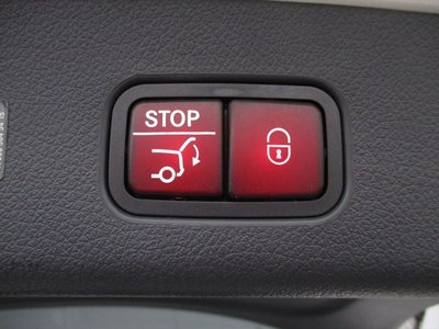 MERCEDES-BENZ GLC - 9