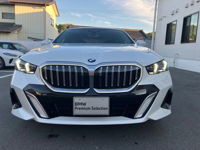 BMW 5 SERIES - 2