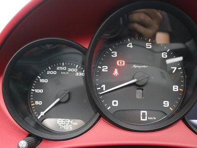 2021 Porsche 718 SPYDER 缩略图 12