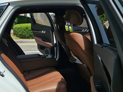 GENESIS G80 (RG3) - 8