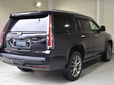 CADILLAC ESCALADE - 9