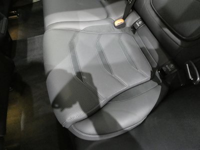 صورة مصغرة 41 لـ 2024 Mercedes-BENZ GLC AMG