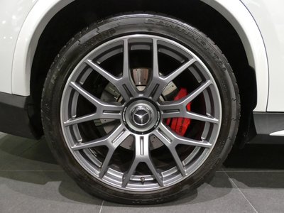 صورة مصغرة 33 لـ 2024 Mercedes-BENZ GLC AMG