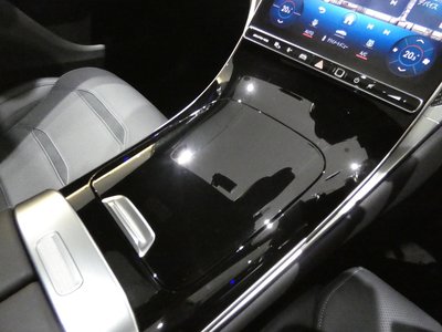 صورة مصغرة 14 لـ 2024 Mercedes-BENZ GLC AMG