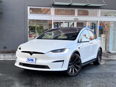 TESLA MODEL X - 5