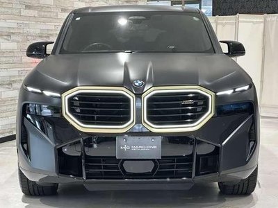 صورة 8 لـ 2023 BMW XM