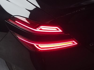 صورة 10 لـ 2022 GENESIS THE NEW G70