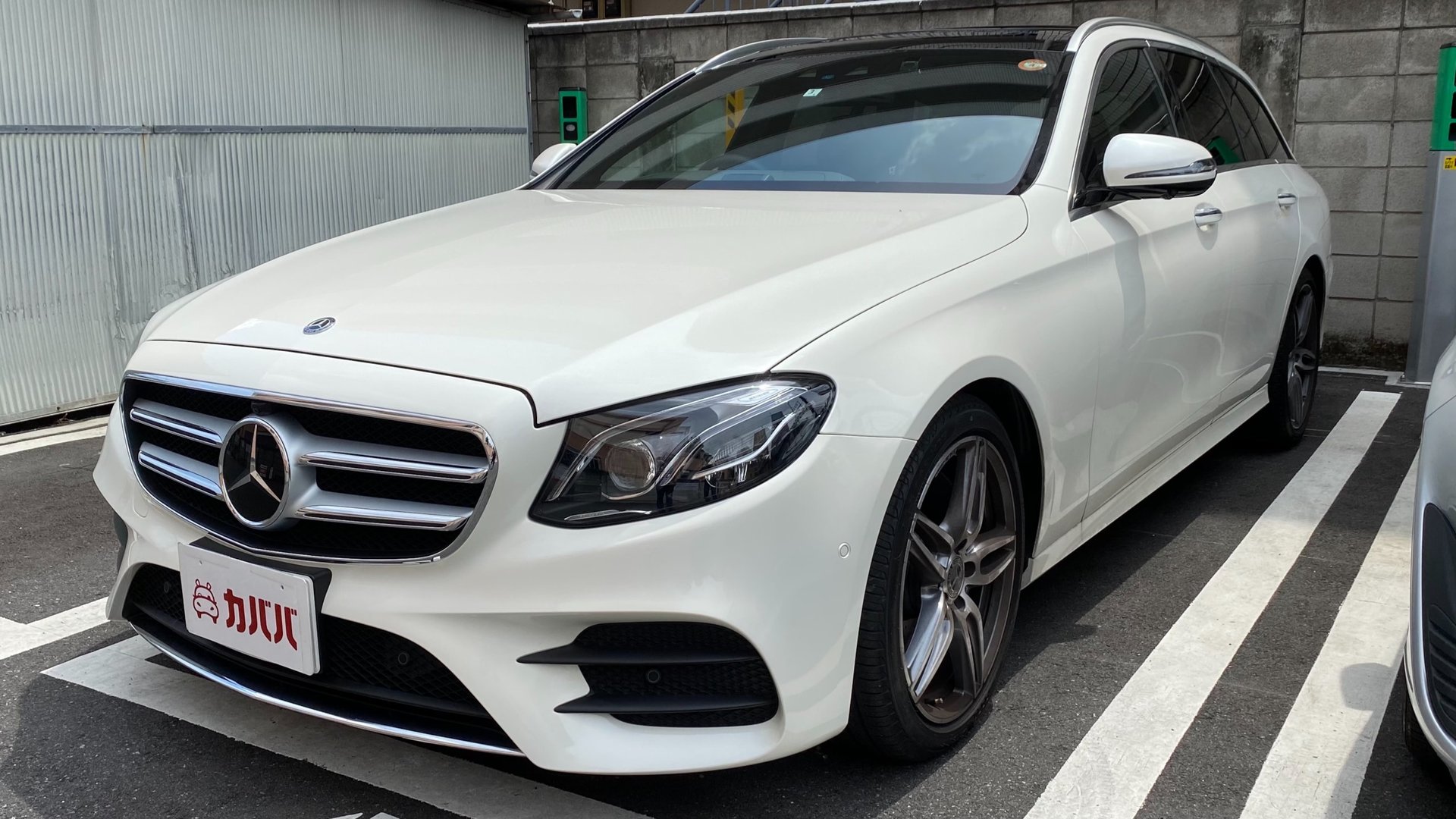 MERCEDES-BENZ E-CLASS STATION WAGON E220D AVANTGARDE A - View 1