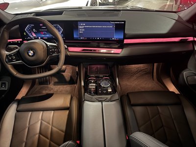 2025 BMW 5 SERIES — фото 5