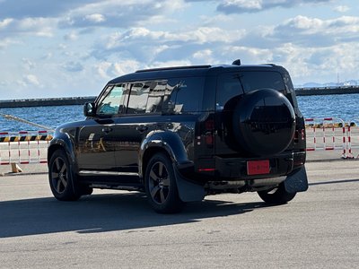 LAND ROVER DEFENDER - 5