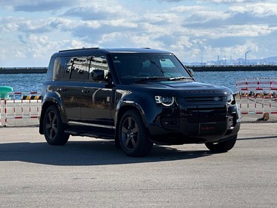 LAND ROVER DEFENDER - 7