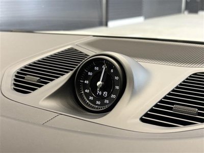 2024 Porsche CAYENNE thumbnail 21