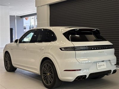 2024 Porsche CAYENNE 照片 4