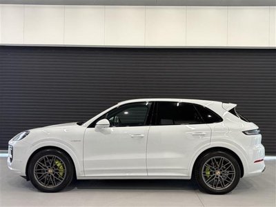 2024 Porsche CAYENNE 照片 3