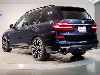 BMW X7 - 7