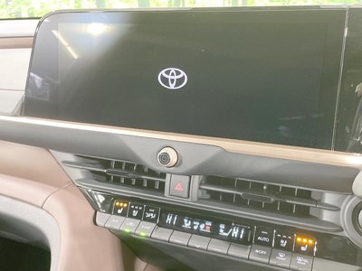 TOYOTA CROWN CROSSOVER - 4