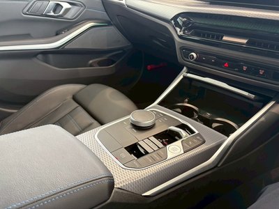صورة مصغرة 37 لـ 2025 BMW 3 SERIES
