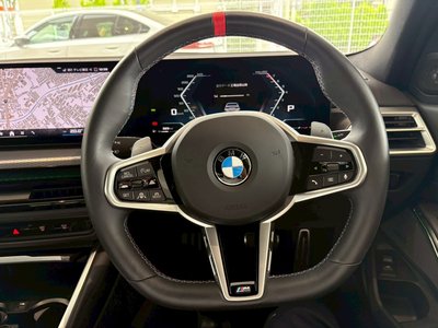 صورة مصغرة 30 لـ 2025 BMW 3 SERIES