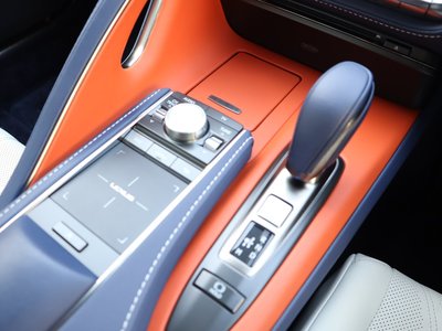 صورة مصغرة 63 لـ 2019 Lexus LC