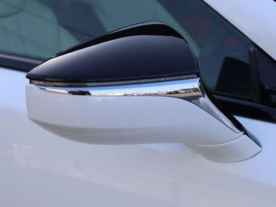 صورة مصغرة 71 لـ 2019 Lexus LC
