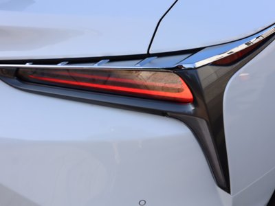 صورة مصغرة 70 لـ 2019 Lexus LC