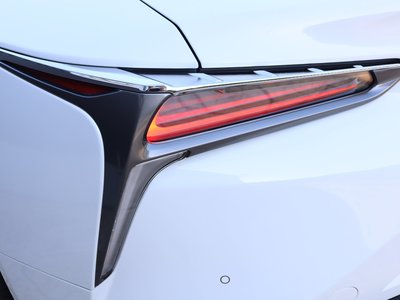 صورة مصغرة 69 لـ 2019 Lexus LC