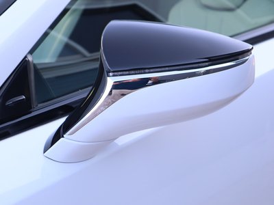 صورة مصغرة 72 لـ 2019 Lexus LC