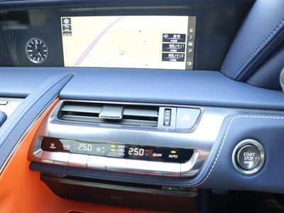 صورة مصغرة 62 لـ 2019 Lexus LC