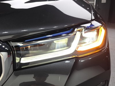 2021 BMW 5 SERIES 照片 9