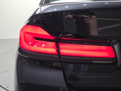 2021 BMW 5 SERIES 照片 10