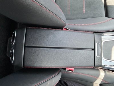 2025 Mercedes-BENZ GLB 缩略图 29