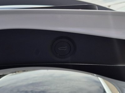 صورة مصغرة 17 لـ 2026 Tesla MODEL 3