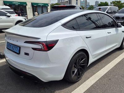 صورة 3 لـ 2026 Tesla MODEL 3