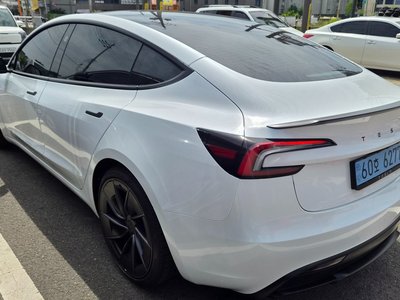 صورة 6 لـ 2026 Tesla MODEL 3