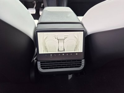 صورة مصغرة 15 لـ 2026 Tesla MODEL 3