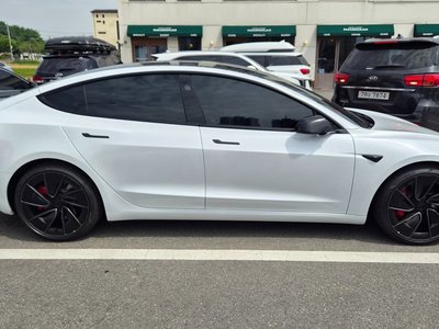 صورة 2 لـ 2026 Tesla MODEL 3
