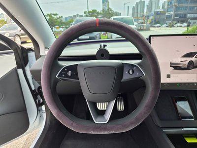 صورة 10 لـ 2026 Tesla MODEL 3