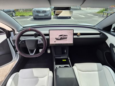 صورة 4 لـ 2026 Tesla MODEL 3