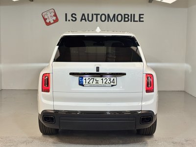 ROLLS-ROYCE CULLINAN - 2